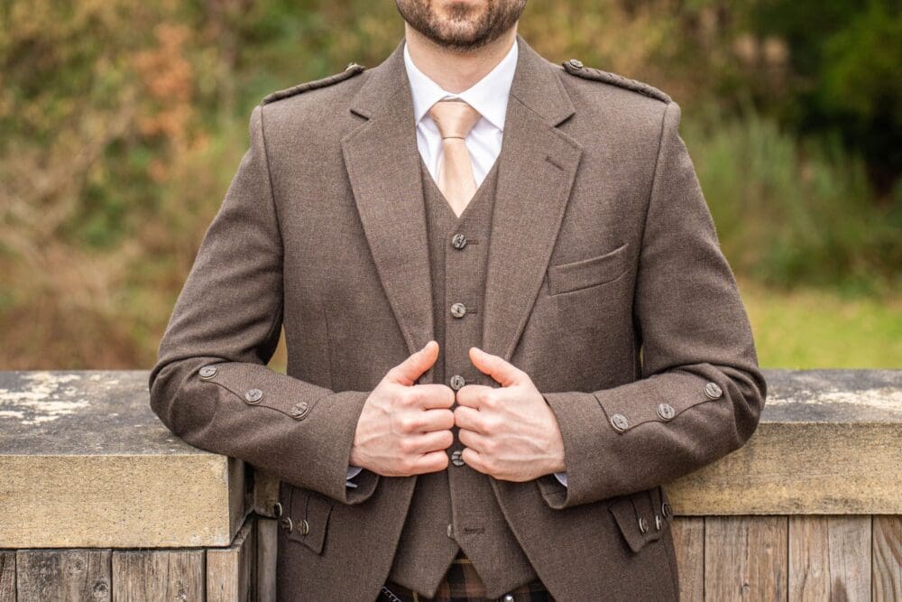 Peat Brown Crail Kilt Jacket & Waistcoat - Image 3