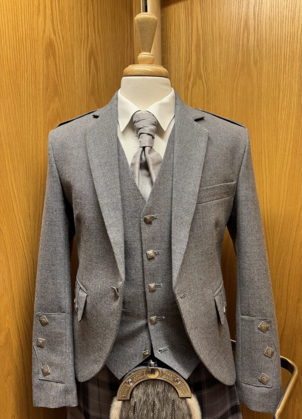 Ex-Hire Light Grey Arrochar Jacket & Waistcoat