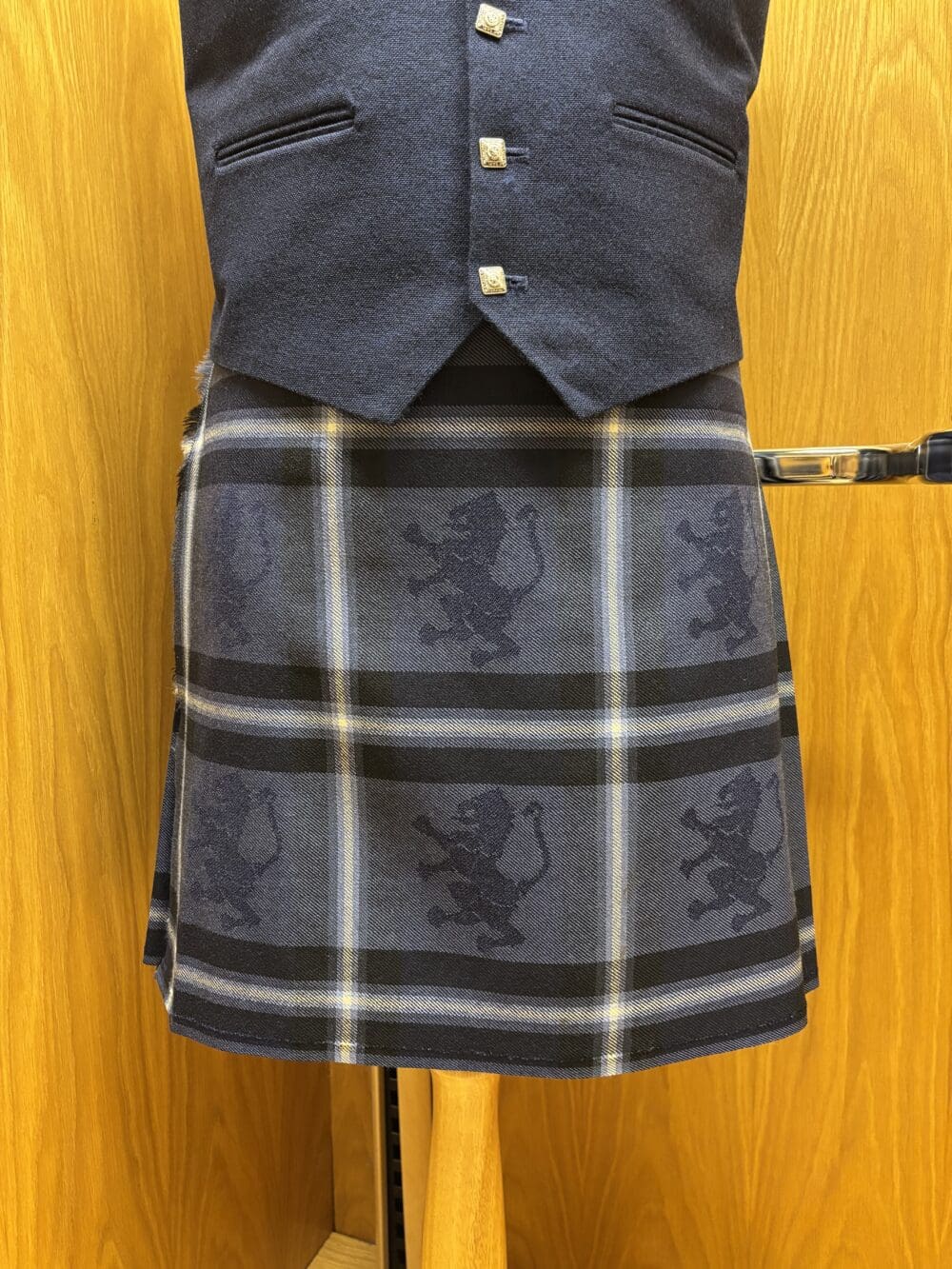 Ex-Hire Saltire Kilt - Image 2